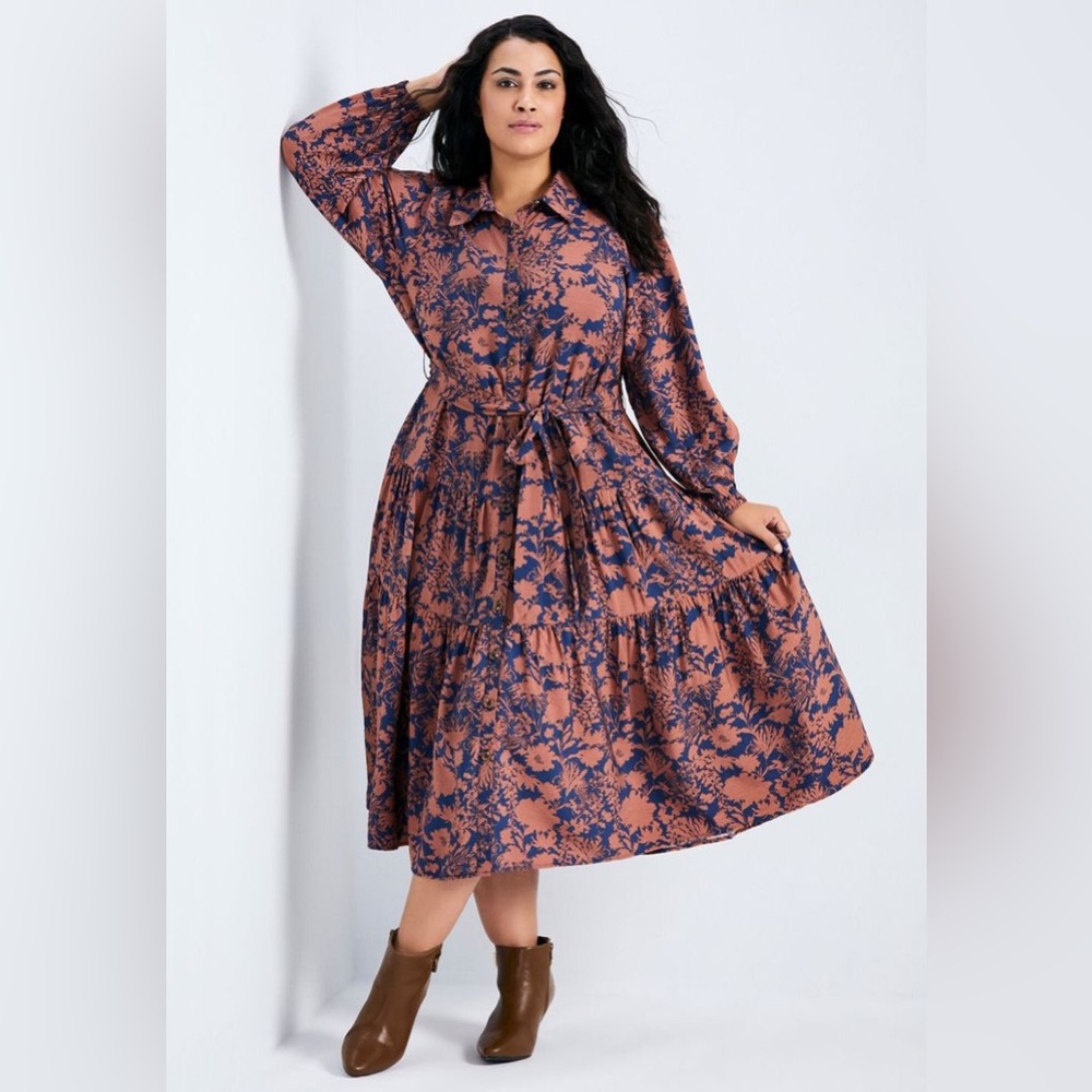 PLUS SIZE Floral Tiered Shirtdress